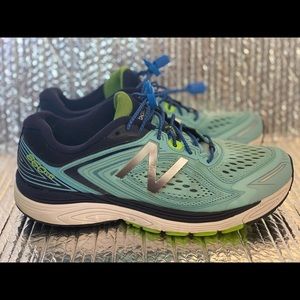 New Balance 860v8 Women’s Running Shoes Size 10.5